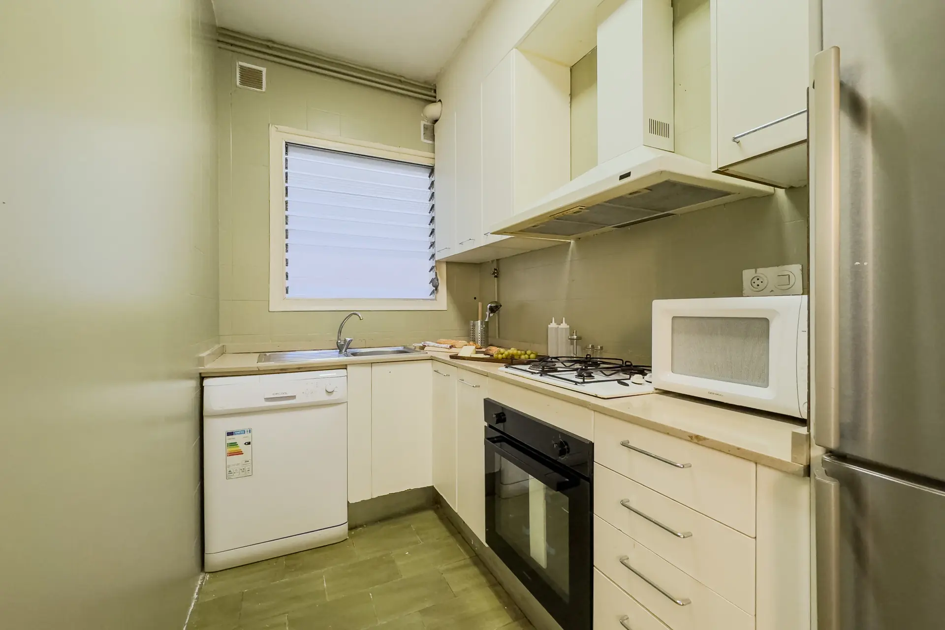 Kitchen 1