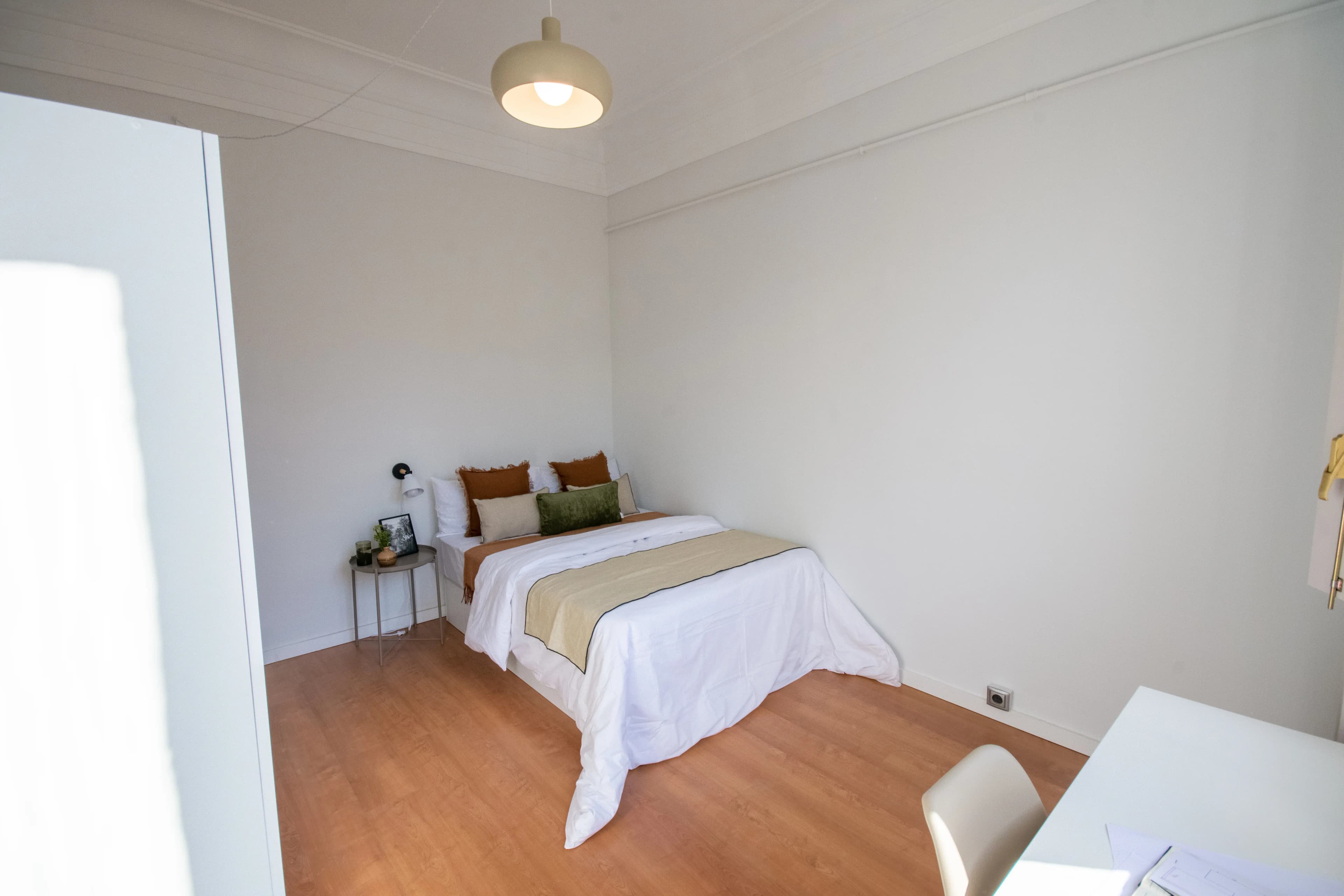 Private room in Barcelona photo 3