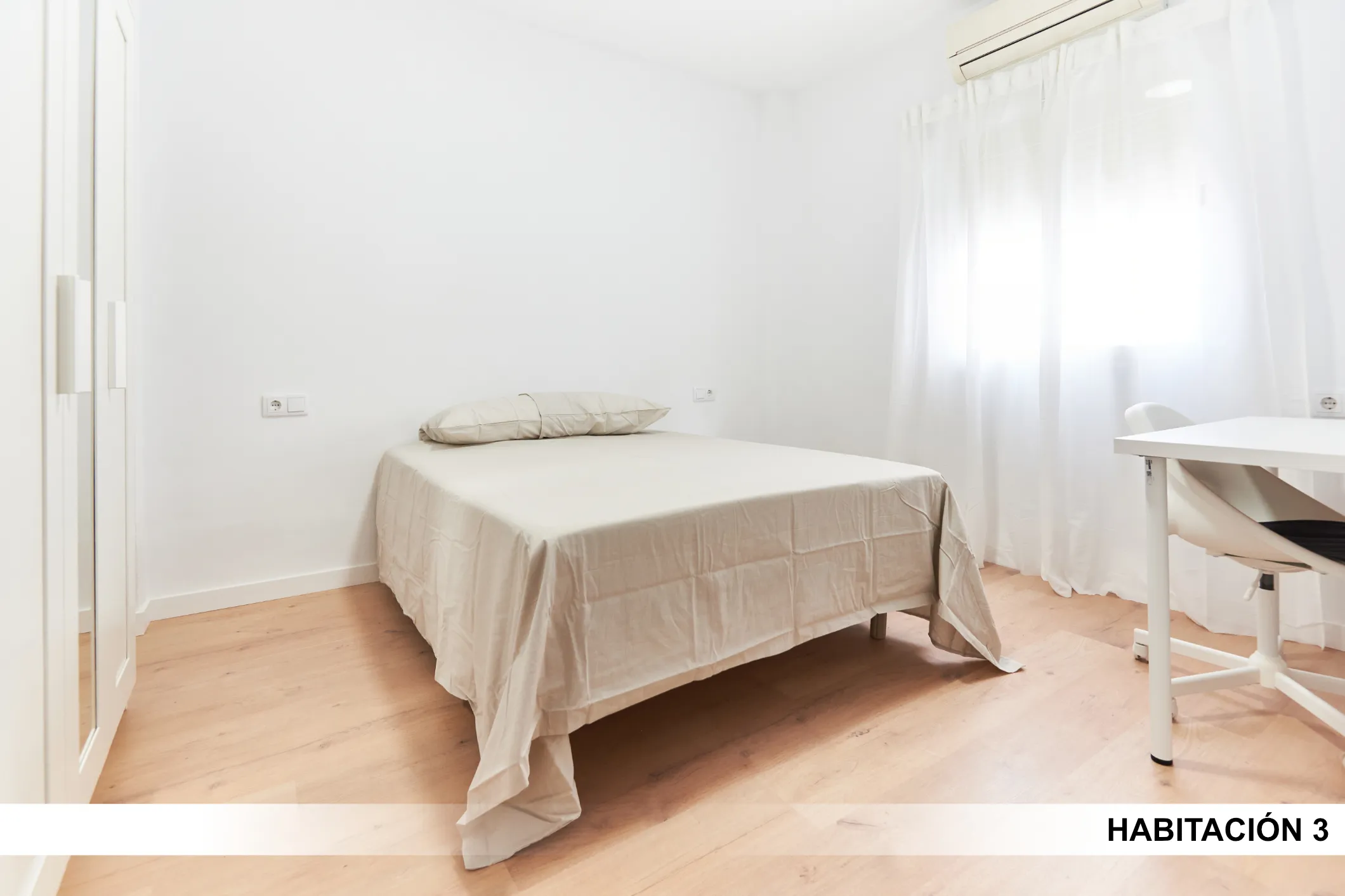 Room in Seville